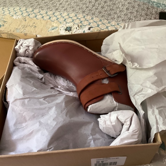 Free People Bungalow Clog Boots - Picture 5 of 7